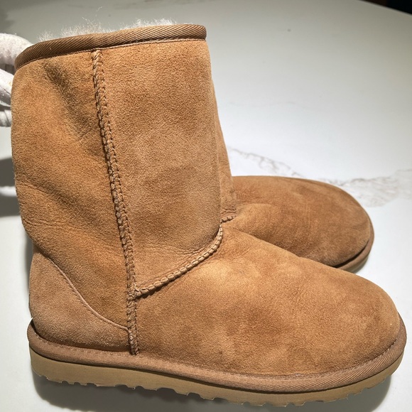 UGG Genuine Sheepskin Ankle boots, Camel, Size 6 - Picture 6 of 11